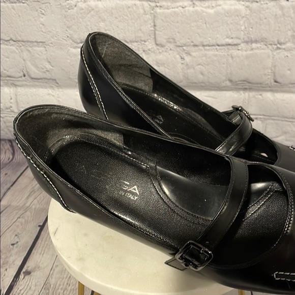 Via Spiga Black Leather Square Toe Mary Jane Heels Sz 7.5 - Picture 2 of 7